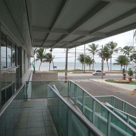 Hotel Flat A Beira Mar De Joao Pessoa Com Ar Exterior foto
